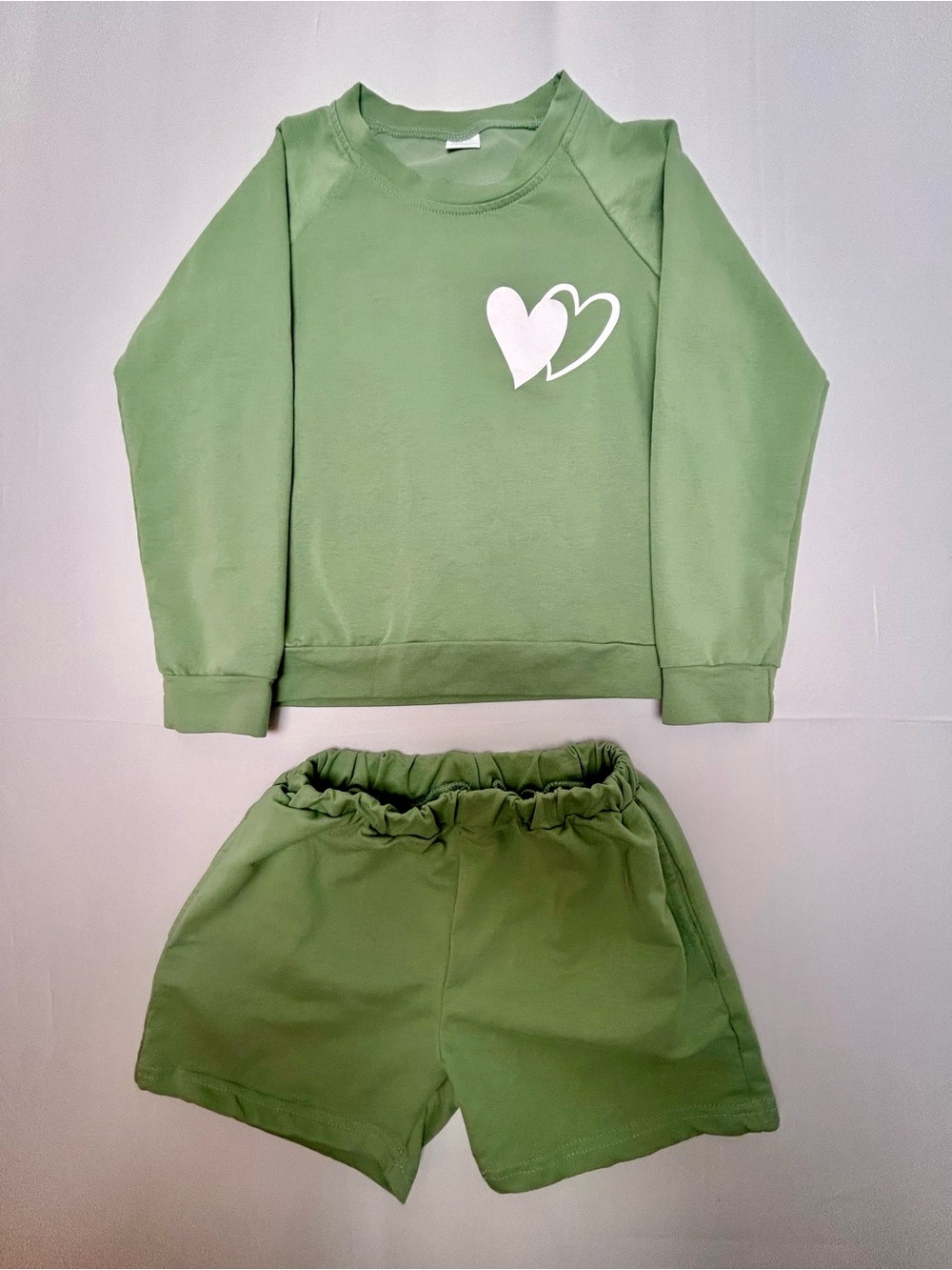 Girls Green Crewneck + Short Set 7-8 yrs